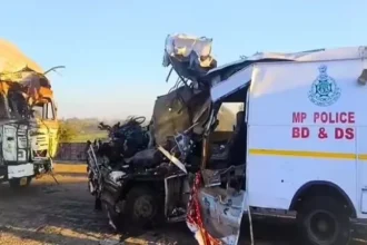 भीषण सड़क हादसा : बम निरोधक दस्ते का वाहन ट्रक से टकराया, 4 जवानों की मौके पर मौत