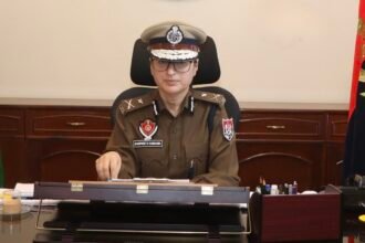 रेस्टोरेंट, क्लब और दूसरी लाइसेंस वाली खाने-पीने की जगहें रात 12 बजे तक बंद रखने का आदेश