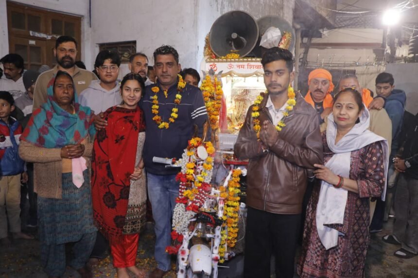 महाशिवरात्रि के उपलक्ष में निकाली 11वीं प्रभातफेरी, शिव के जयकारों से गूंजा करतारपुर