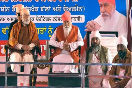 डेरा सच्चखंड बल्लां में नतमस्तक हुए PM मोदी, आदमपुर एयरपोर्ट को दिया नया नाम