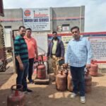 गैस सिलेंडरों की सप्लाई पर जिला प्रशासन की सख्त निगरानी, टीमों द्वारा गैस एजेंसियों की चेकिंग लगातार जारी