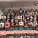संत बाबा ओंकार नाथ सीनियर सेकेंडरी स्कूल काला बाहियां में करवाया गया पुरस्कार वितरण समारोह