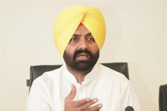 अमृतसर में DM सुसाइड मामला : पूर्व मंत्री लालजीत सिंह भुल्लर, उनके पिता और PA पर FIR