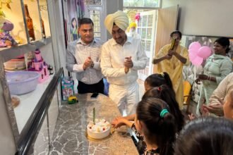 ज़िला एंव सैशन जज ने यूनिक होम, जालंधर में बच्चों का सांझा जन्मदिन मनाया