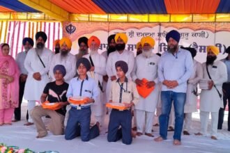 ਸ੍ਰੀ ਗੁਰੂ ਅਰਜਨ ਦੇਵ ਪਬਲਿਕ ਸਕੂਲ ਦੇ ਦਸਤਾਰਬੰਦੀ ਜੇਤੂ ਬੱਚੇ ਤਖਤ ਸ੍ਰੀ ਦਮਦਮਾ ਸਾਹਿਬ ਕੀਤੇ ਗਏ ਸਨਮਾਨਿਤ