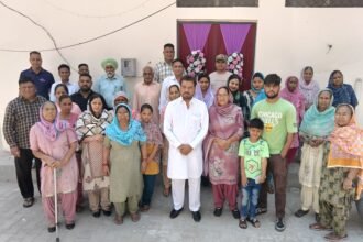 ਸਾਬਕਾ ਵਿਧਾਇਕ ਚੌਧਰੀ ਸੁਰਿੰਦਰ ਸਿੰਘ ਨੇ ਪਿੰਡ ਪਿੰਡ ਜਾ ਕੇ ਵਰਕਰਾਂ ਨਾਲ ਮੀਟਿੰਗਾਂ ਦਾ ਸਿਲਸਿਲਾ ਕੀਤਾ ਸ਼ੁਰੂ