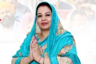 वार्ड नंबर 4 से जसलीन कौर ने कहा एक बार सेवा का मौका दो 5 साल में सेवा वार्ड की करूंगी