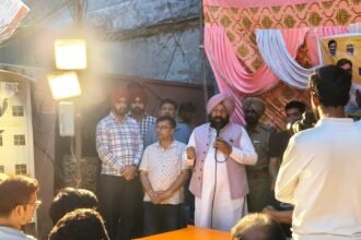 वरुण बावा की नुक्कड़ मीटिंग ने रैली का रूप किया धारण