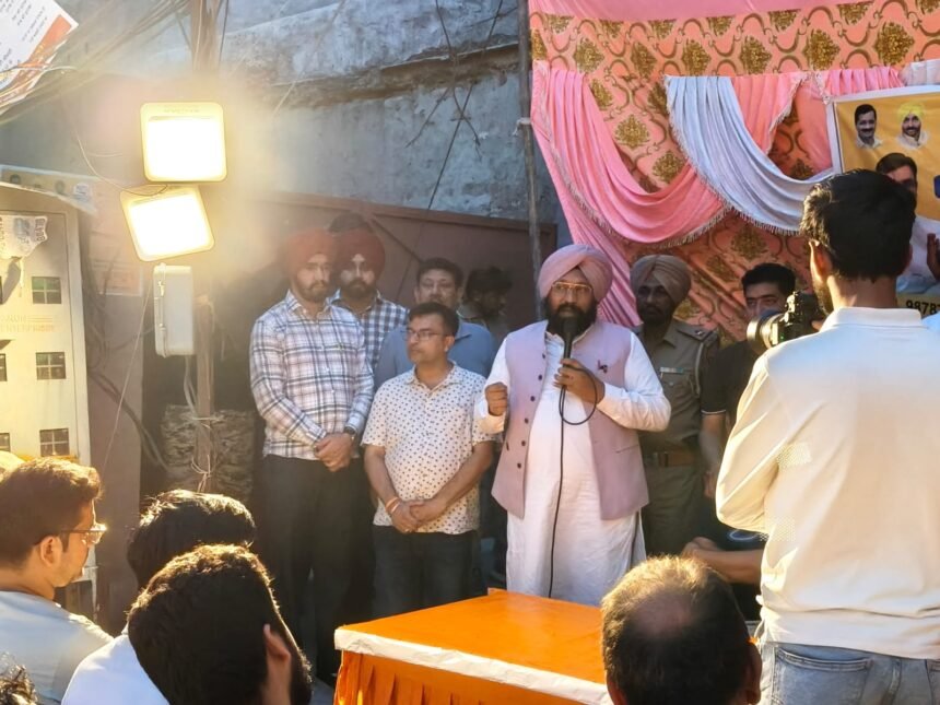 वरुण बावा की नुक्कड़ मीटिंग ने रैली का रूप किया धारण