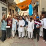 आजाद प्रत्याशी मंगल कुमार मंगी ने समर्थकों के साथ मांगी वोट