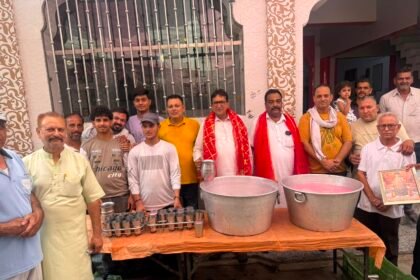 शिव मंदिर करतारपुर की ओर से ठंडे मीठे जल की छबील लगाई गई