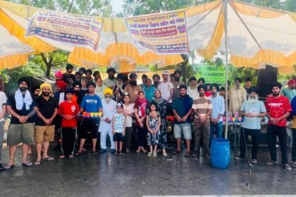 ਸ੍ਰੀ ਗੁਰੂ ਅਰਜਨ ਦੇਵ ਜੀ ਅਤੇ ਸਮੂਹ ਸ਼ਹੀਦਾਂ ਦੀ ਅਦੁੱਤੀ ਸ਼ਹਾਦਤ ਨੂੰ ਸਮਰਪਿਤ ਠੰਡੇ ਮਿੱਠੇ ਜਲ ਦੀ ਛਬੀਲ ਤੇ ਲੰਗਰ ਲਗਾਇਆ