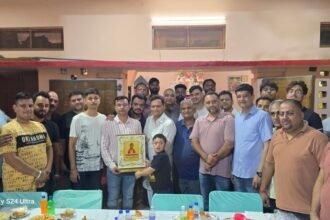 सूरीयां मुहल्ला निवासियों ने नगर कौंसिल के नए प्रधान वरुण बावा को किया सम्मानित