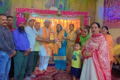 नव निर्वाचित पार्षद जसलीन कौर, तथा जसविंदर बबला को किया सम्मानित