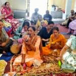 प्राचीन शिव मंदिर में 49वें मासिक संकीर्तन में भजनों पर झूमे श्रद्धालु
