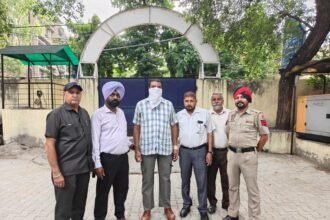 10,000 रुपये की रिश्वत लेते सहायक उप-निरीक्षक को विजिलेंस ब्यूरो ने रंगे हाथ किया काबू