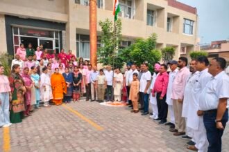 आपी चैरिटेबल हॉस्पिटल में 80वा स्वतंत्रता दिवस बड़ी धूमधाम से मनाया गया