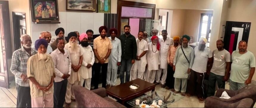 ਰਿਟਾਇਰਡ ਕਾਨੂੰਗੋ ਪ੍ਰਗਟ ਸਿੰਘ ਜੰਡੇਸਰਾਏ ਵੱਡੀ ਗਿਣਤੀ ਸਾਥੀਆਂ ਸਮੇਤ ਕਾਂਗਰਸ ‘ਚ ਸ਼ਾਮਲ