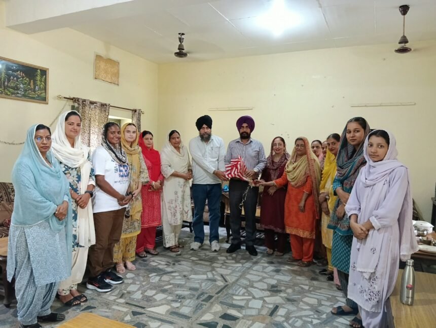 ਅਧਿਆਪਕ ਦਿਵਸ ਮੌਕੇ ਵਿਦਿਆਰਥੀਆਂ ਨੂੰ ਉਹਨਾਂ ਦੇ ਫਰਜਾਂ ਸਬੰਧੀ ਜਾਗਰੂਕ ਕੀਤਾ ਗਿਆ