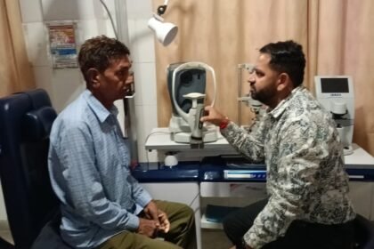 आपी चैरिटेबल हॉस्पिटल करतारपुर में लगाया मुफ्त मेडिकल कैंप